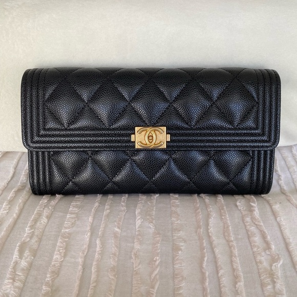 CHANEL Accessories - Chanel Black Wallet Quilted Caviar Leather CC Logo